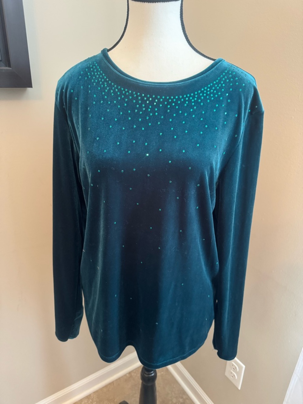 Jaclyn Smith Teal Velvet‎ Rhinestone Top XL Long Sleeve Stretch NWT Y2K